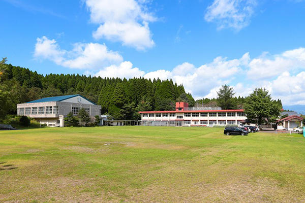 たからべ森の学校